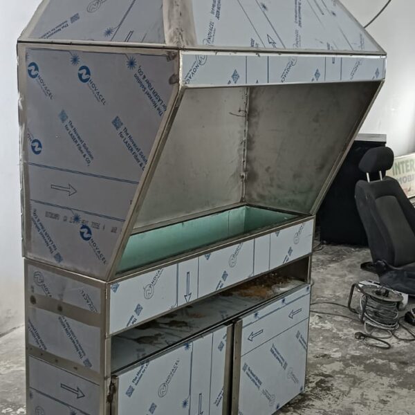 Vitrina Mostrador de Acero Inoxidable con Campana Integrada – Pescadería